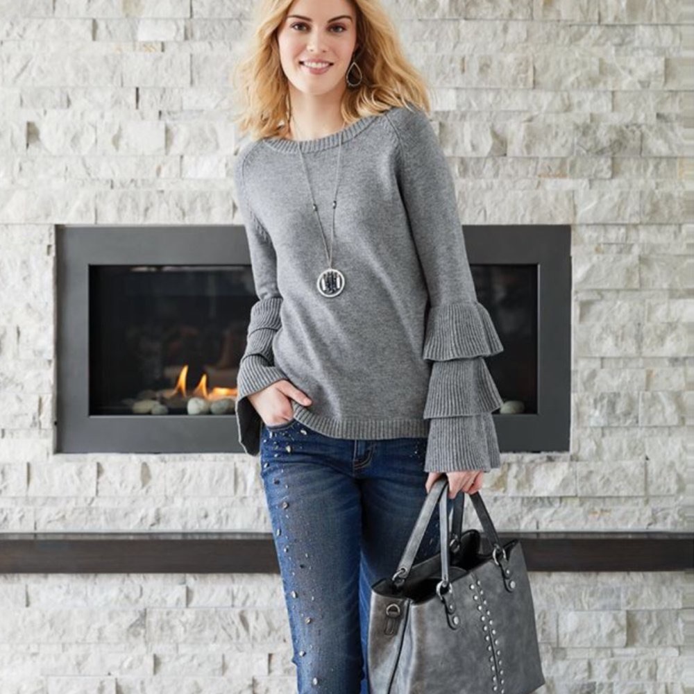 💫 NY&C 7th Avenue Grey Metallic Ruffle Sleeve Sweater